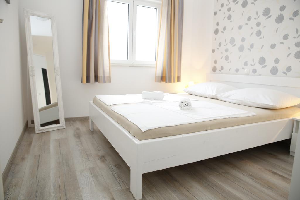 Apartments Gabrijel Vodice Extérieur photo
